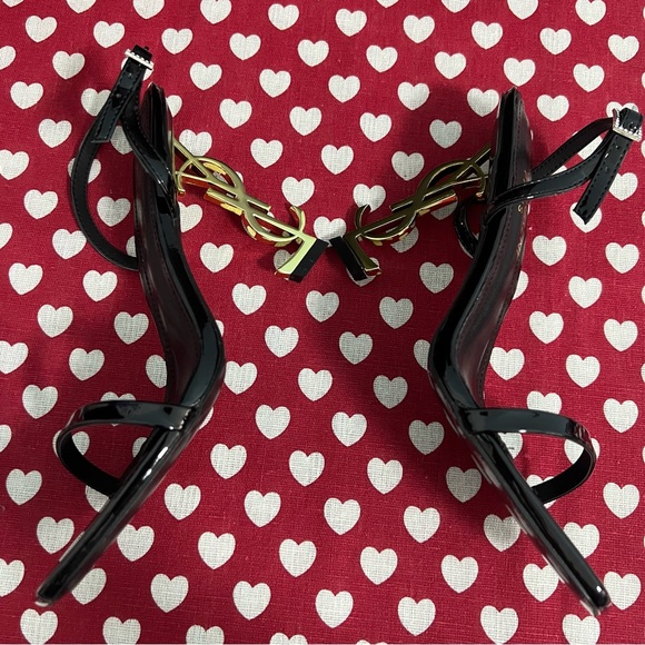 Yves Saint Laurent Patent Leather Strappy High-Heel
Sandals - Picture 5 of 8